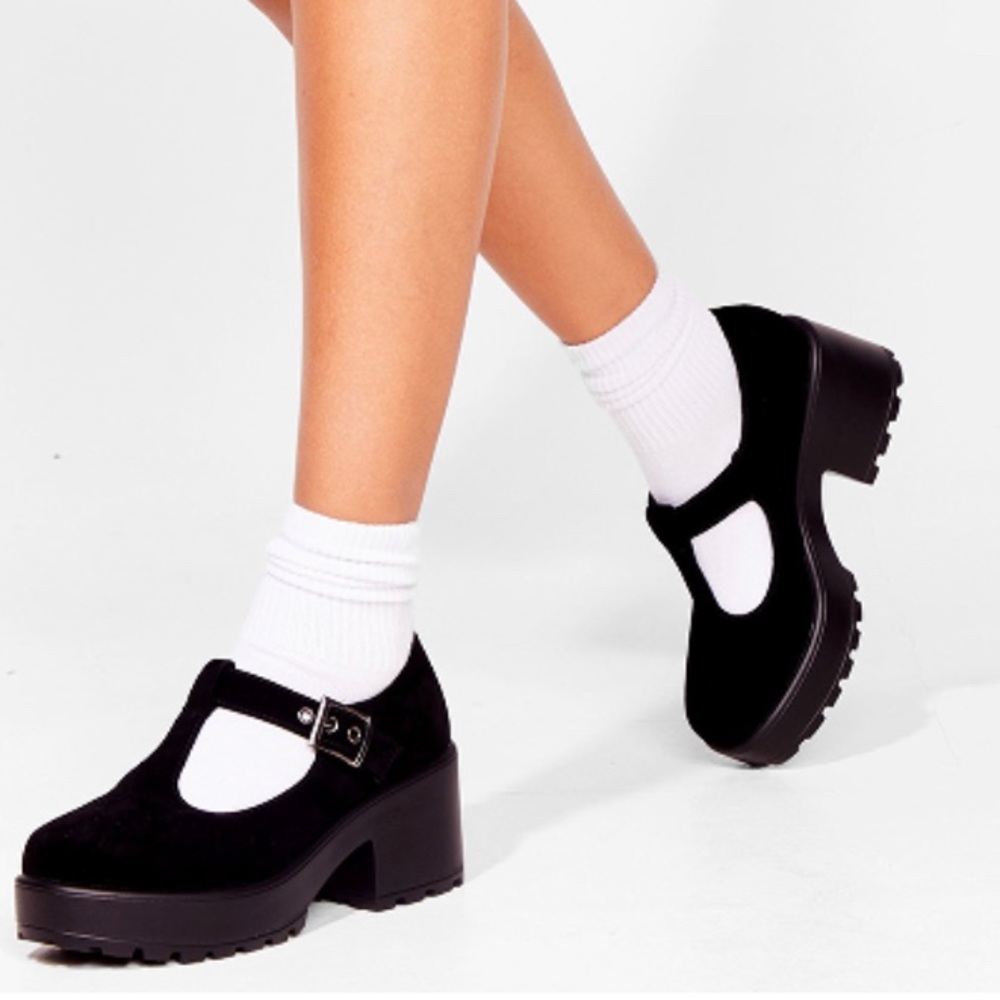 (NEW) NastyGal Mary Jane Faux Suede T-Bar Cleated Platform Shoes Size 7